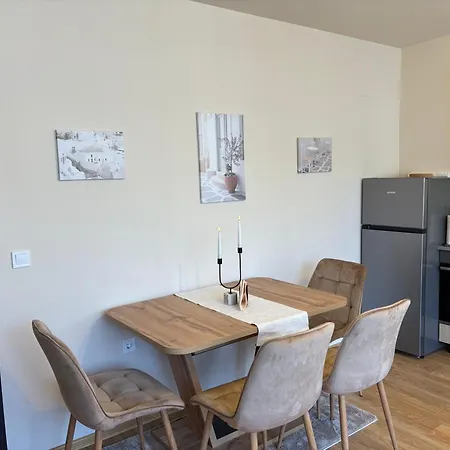 Two-bedroom - Tundza Lejlighed *